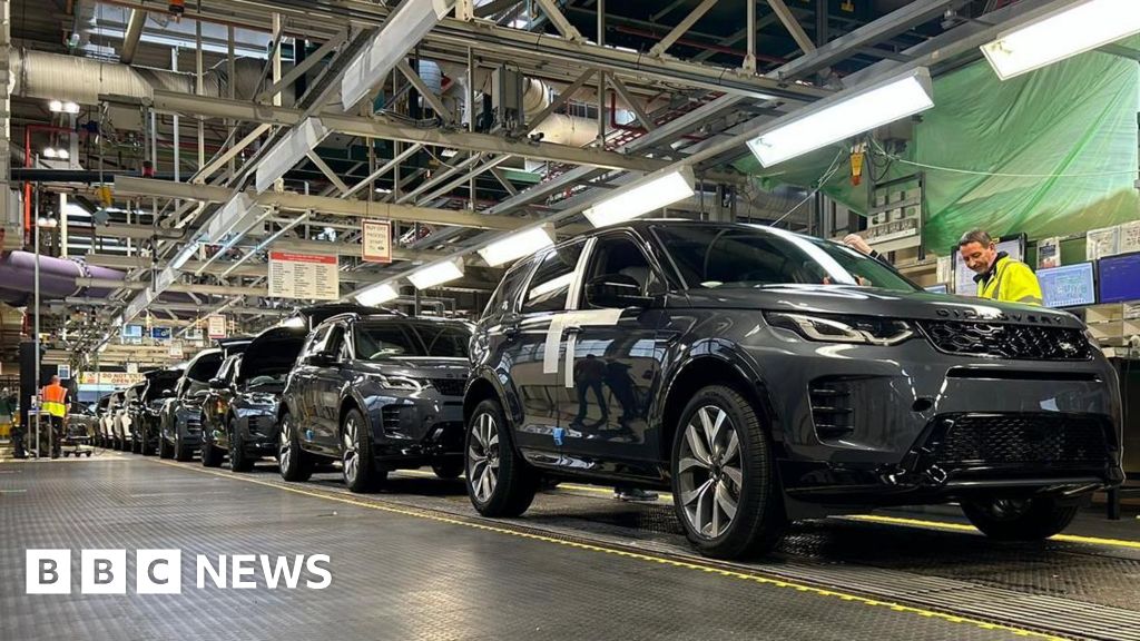 Jaguar Land Rover to invest £500m in Halewood car plant