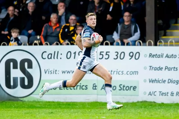 'Great step forward' Huddersfield Giants confirm signing of Liam Sutcliffe