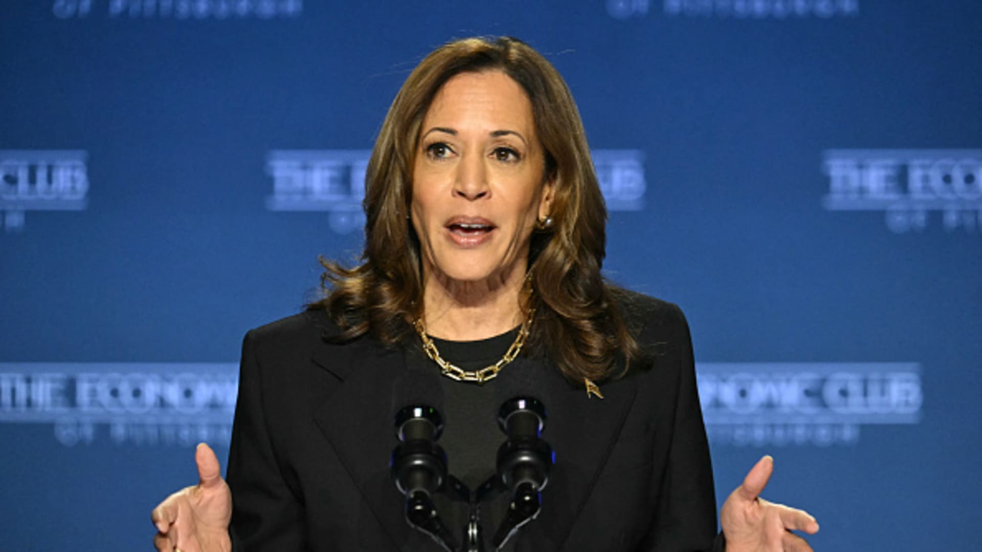 Wealthy investors support Harris over Trump, new survey says