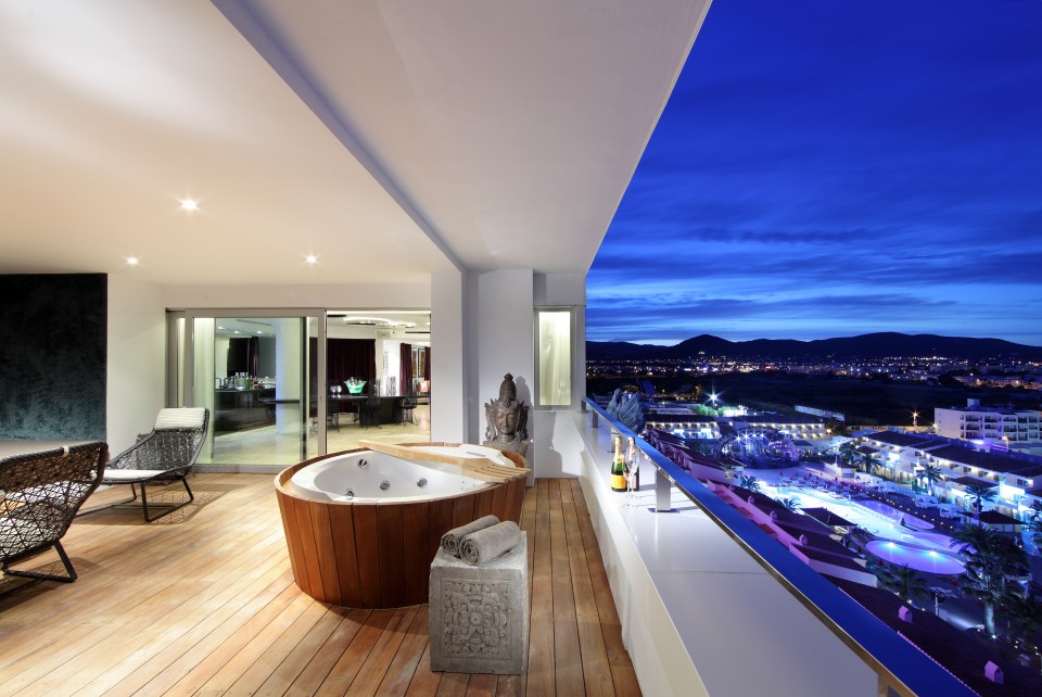 Is the I'm on Top of the World Suite the best in Spain?