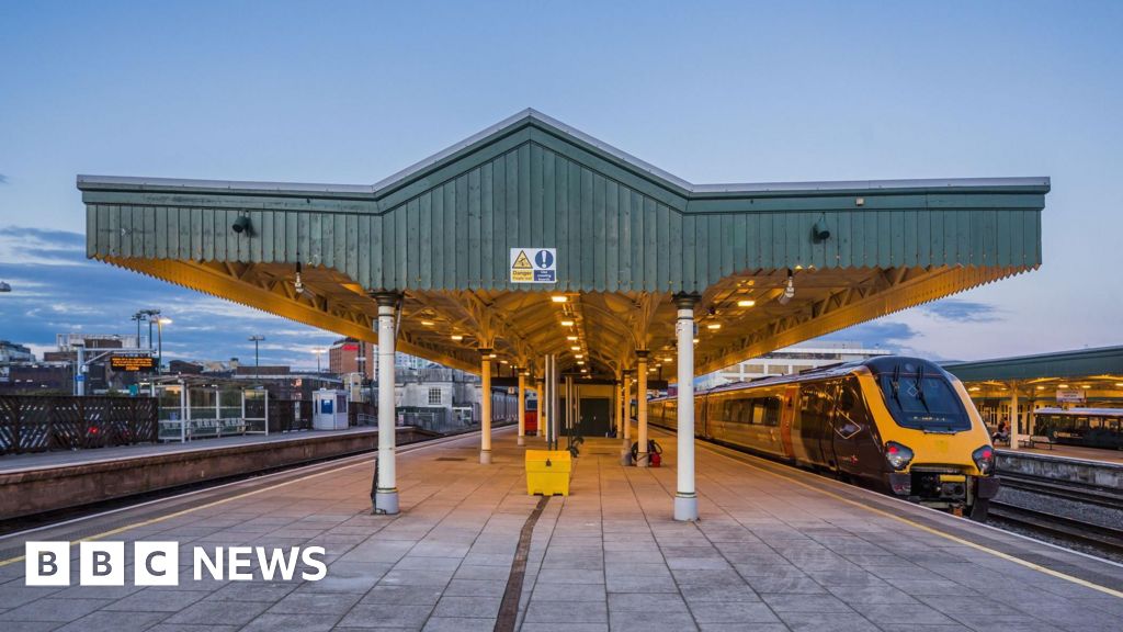 Wales 'should get a lot more' rail funding from UK government