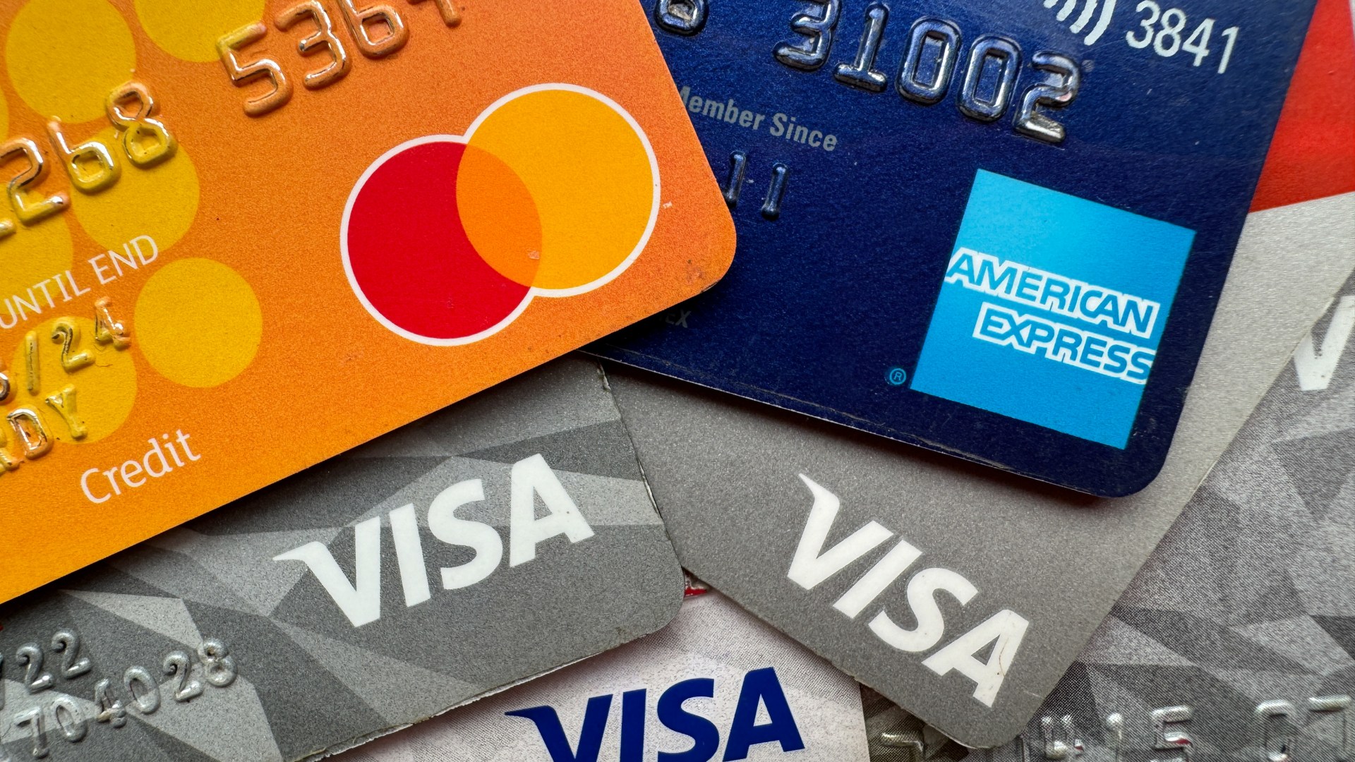 Major bank to axe credit card for all customers in DAYS