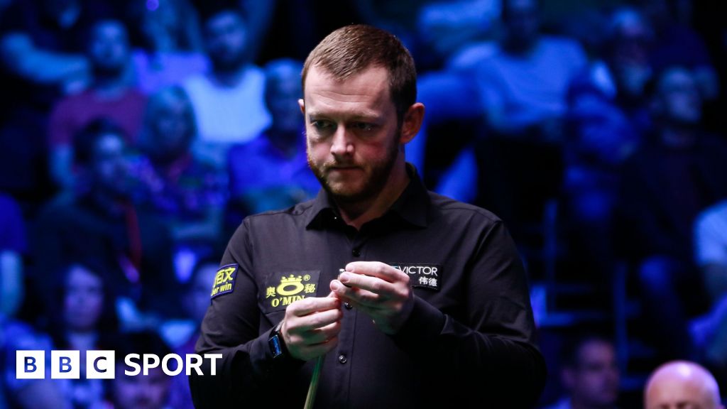 British Open: Mark Allen says table at British Open 'should be burnt'