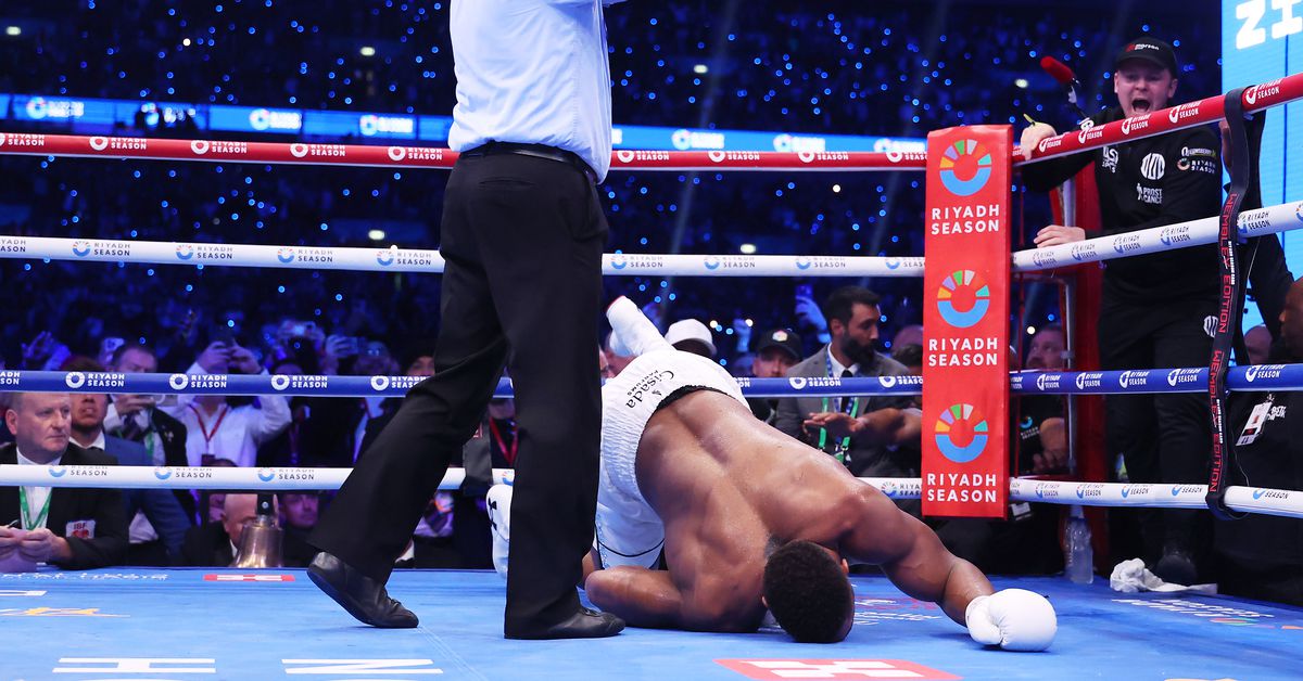 Daniel Dubois destroys Anthony Joshua via fifth-round knockout to retain heavyweight title