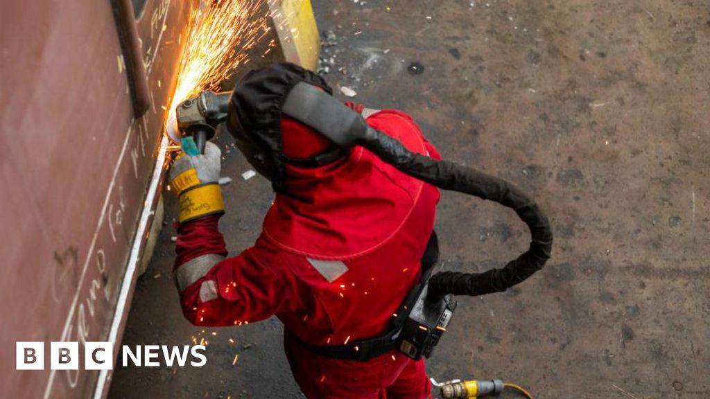 Titanic maker Harland & Wolff to run out of cash within weeks