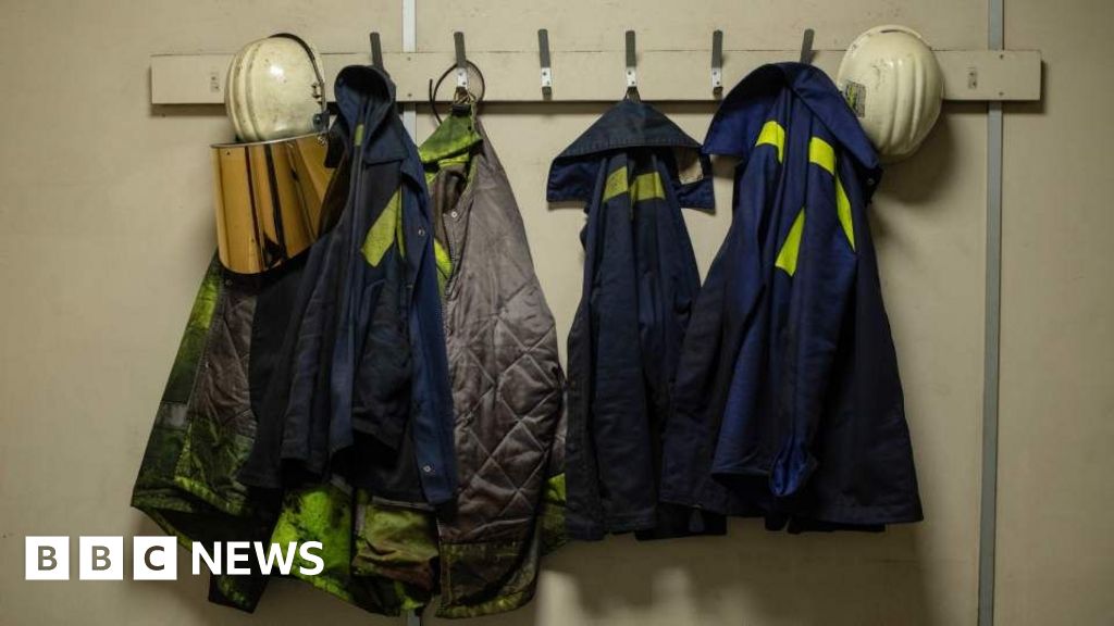 Final days of Port Talbot steelworks captured in images