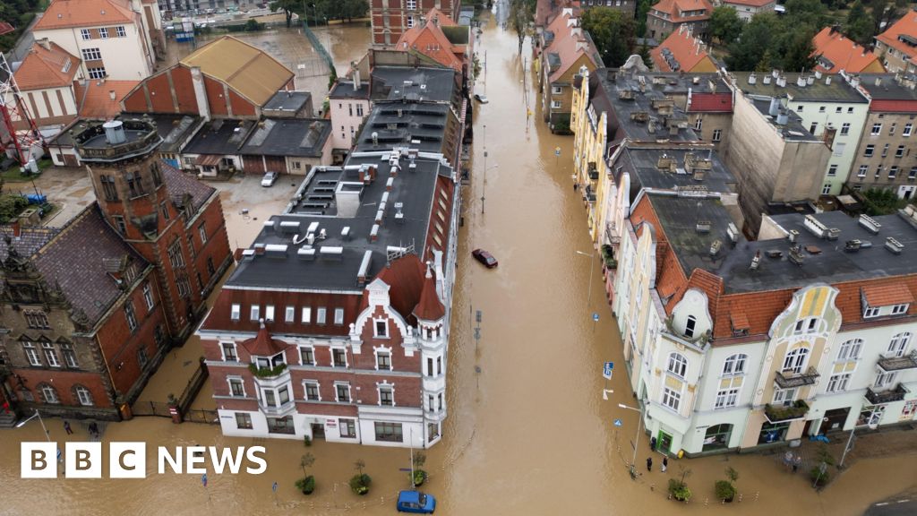 Polish city evacuates as floods batter central Europe