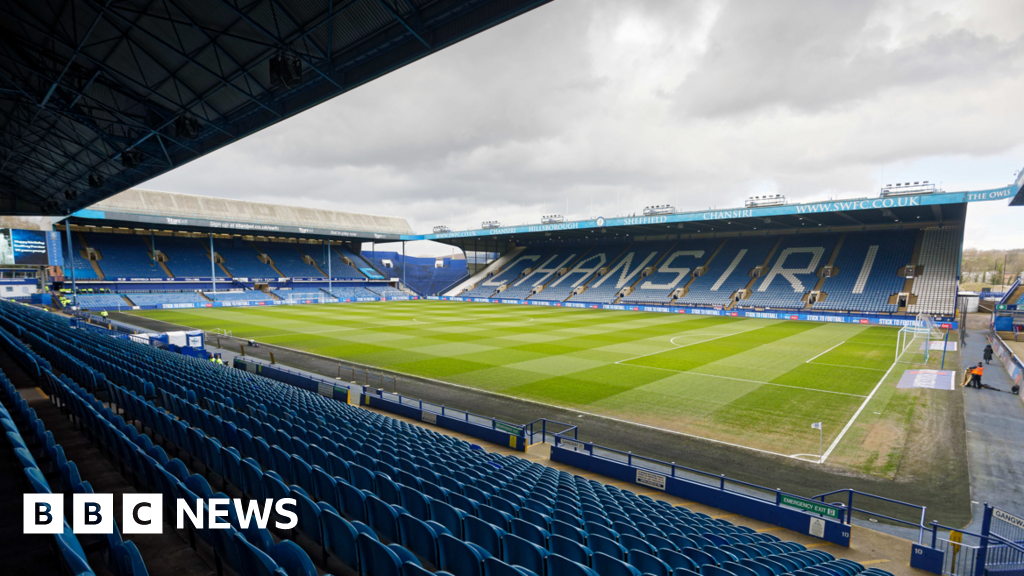 Anger at decision not to stop Sheffield Wednesday v West Brom match