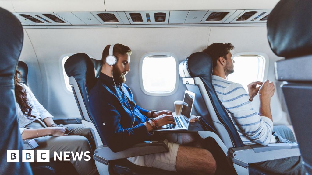 How to avoid a row over reclining plane seats