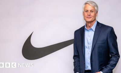 Nike boss steps down as company veteran returns