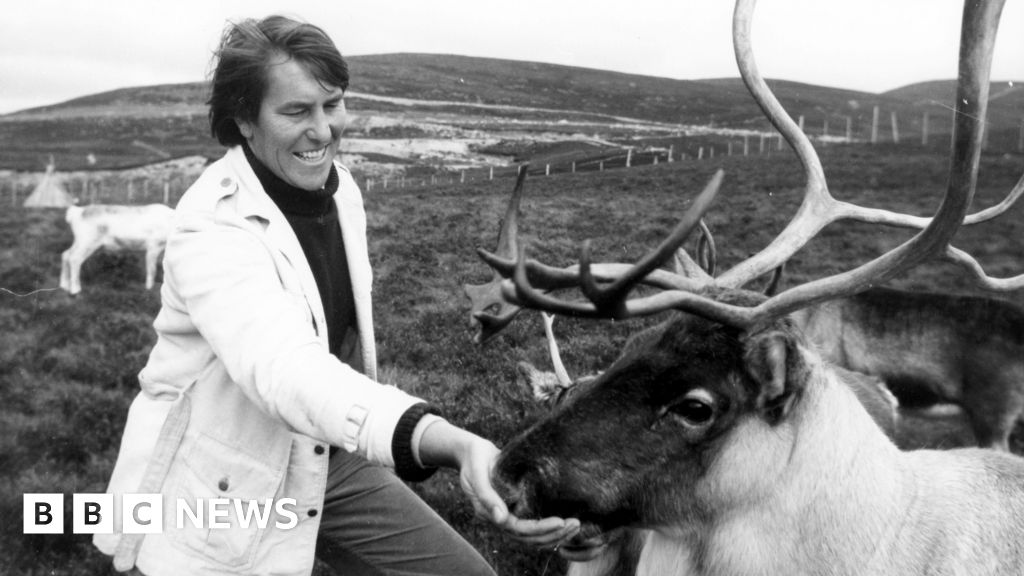 BBC Natural History Unit co-founder Tony Soper dies aged 95