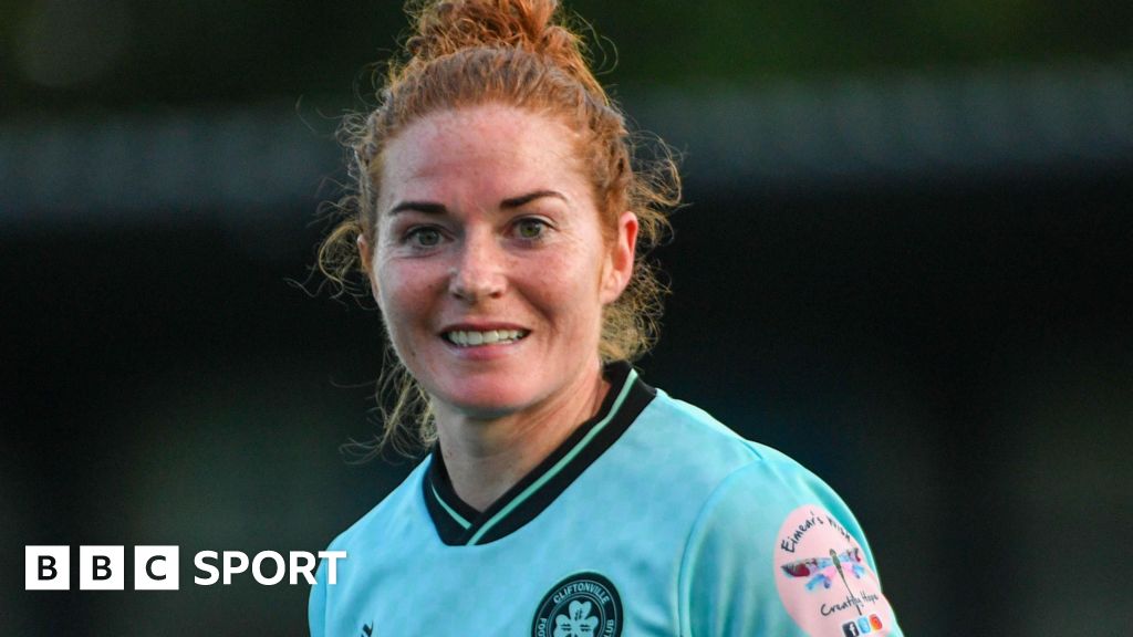 Women's Premiership: Cliftonville hit six to maintain perfect record