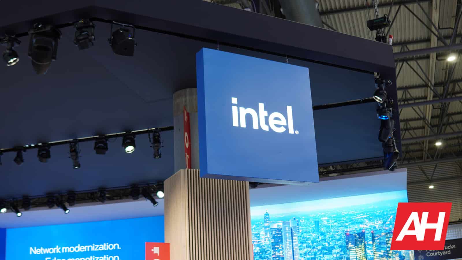 Featured image for Intel reportedly to get $8.5 billion in US funding before 2025