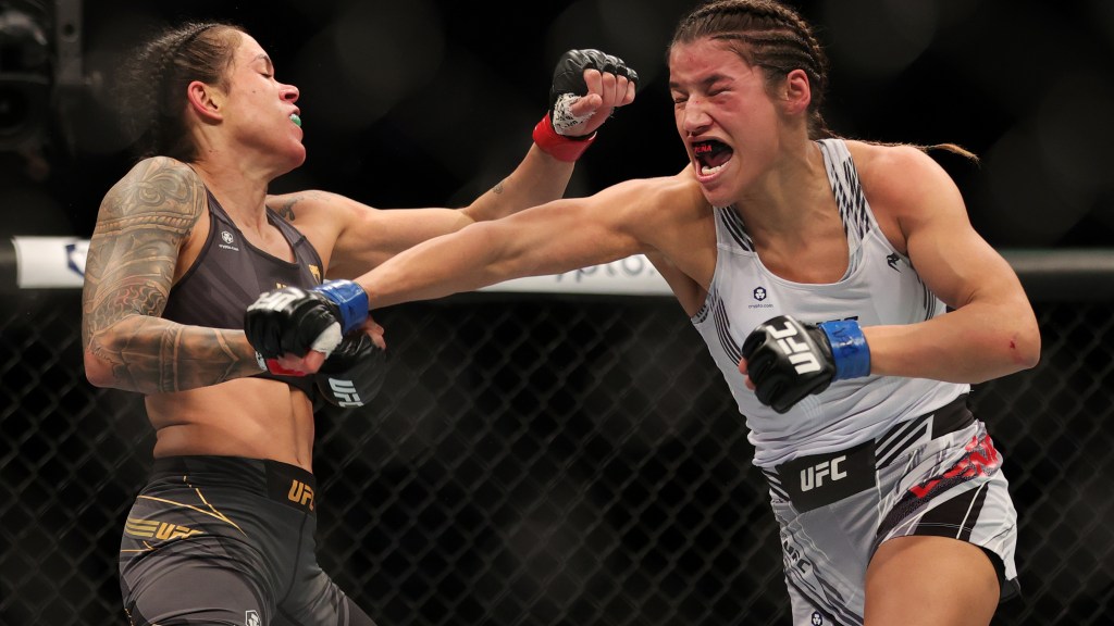 Julianna Peña says going to Utah early to prep for UFC 307 unnecessary