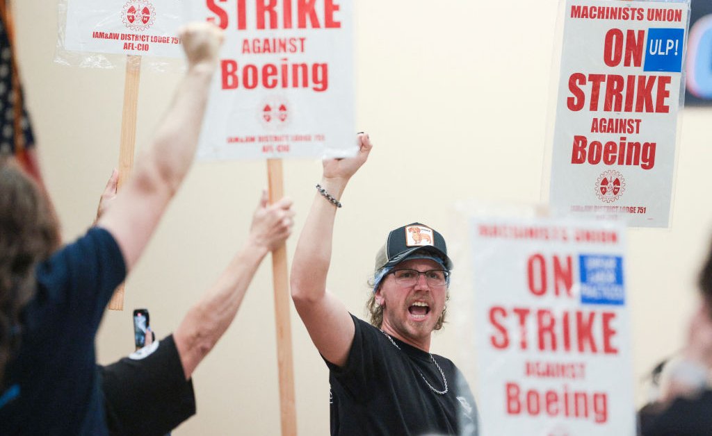 Striking Boeing Factory Workers Holding Out for Better Contract