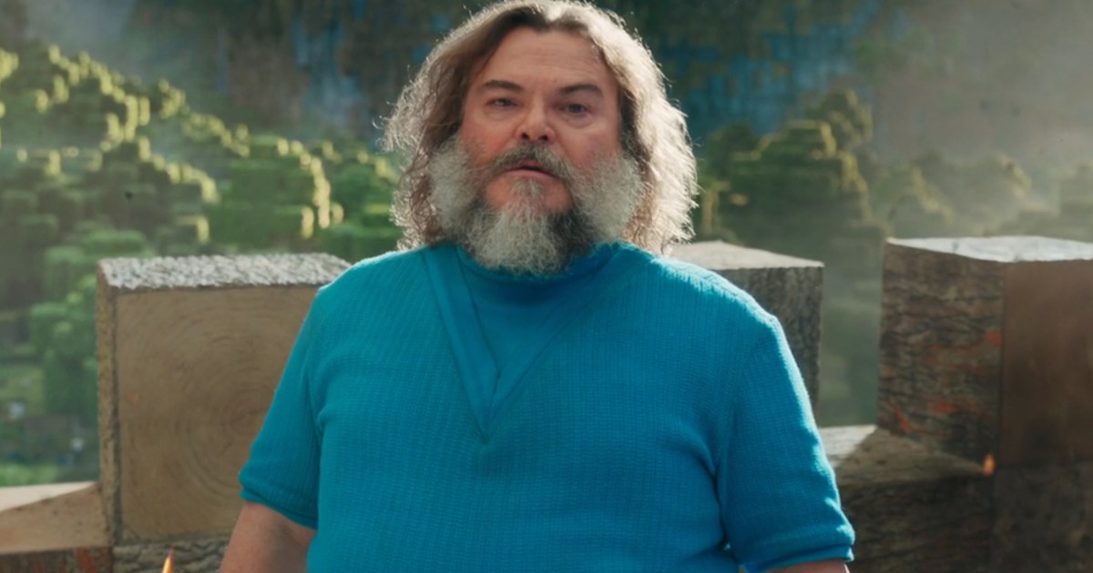 Jack Black teaches Jason Momoa how to craft in Minecraft movie clip