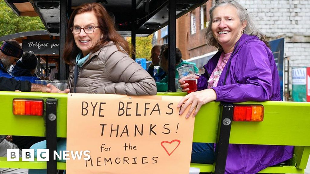 Passengers prepare to say goodbye to city