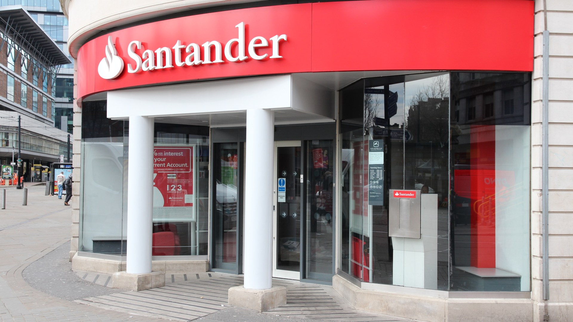 Santander went down leaving customers locked out of mobile banking app