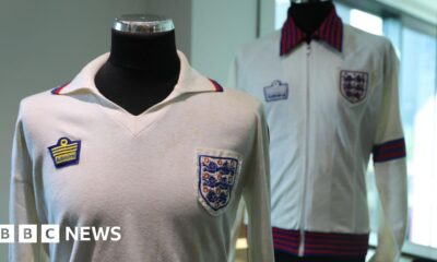 Viv Anderson to sell historic England football shirt