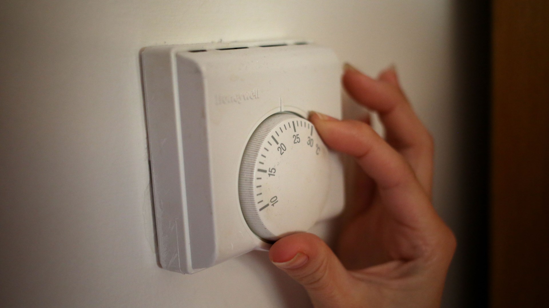 Exact temperature to set your heating to when you switch it on that could save you £130 a year