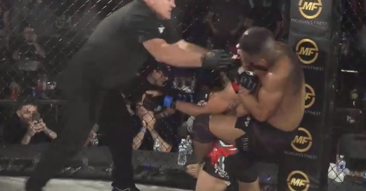 Watch Kevin Lee score quick submission in MMA return