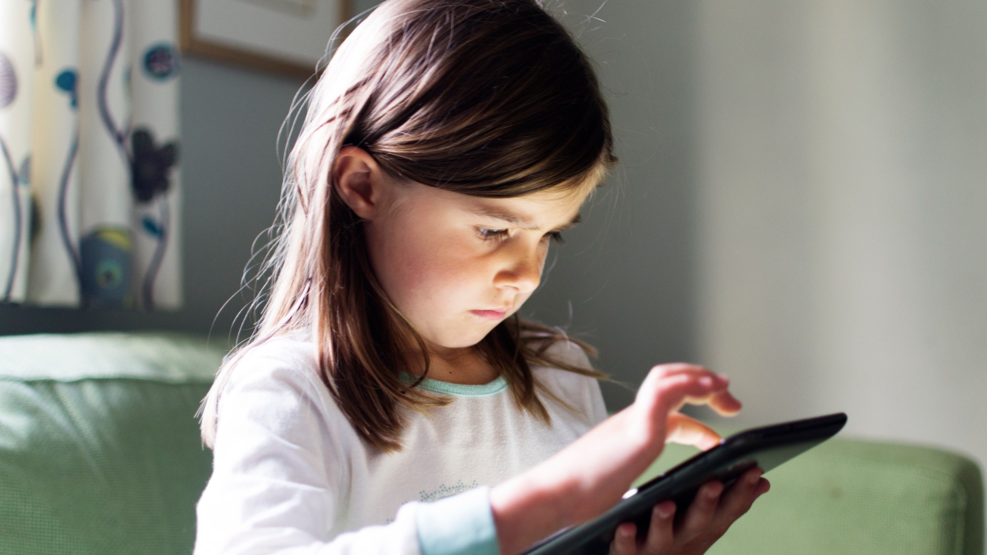 Lockdowns and increased screen time have left a third of kids short-sighted