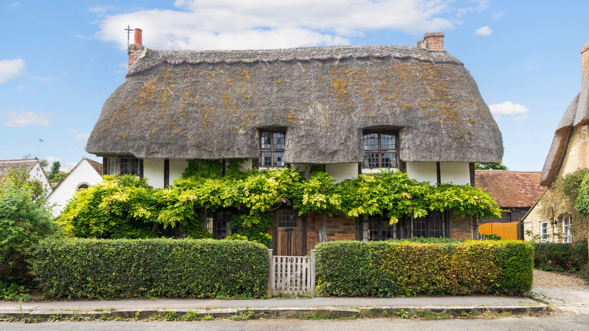 Idyllic cottage from legendary ITV thriller hits market for eye watering price… can you work out which show it’s from?