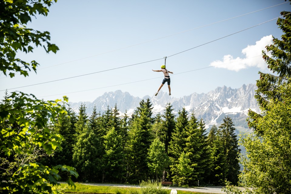 Flying high on the Hornpark zipline