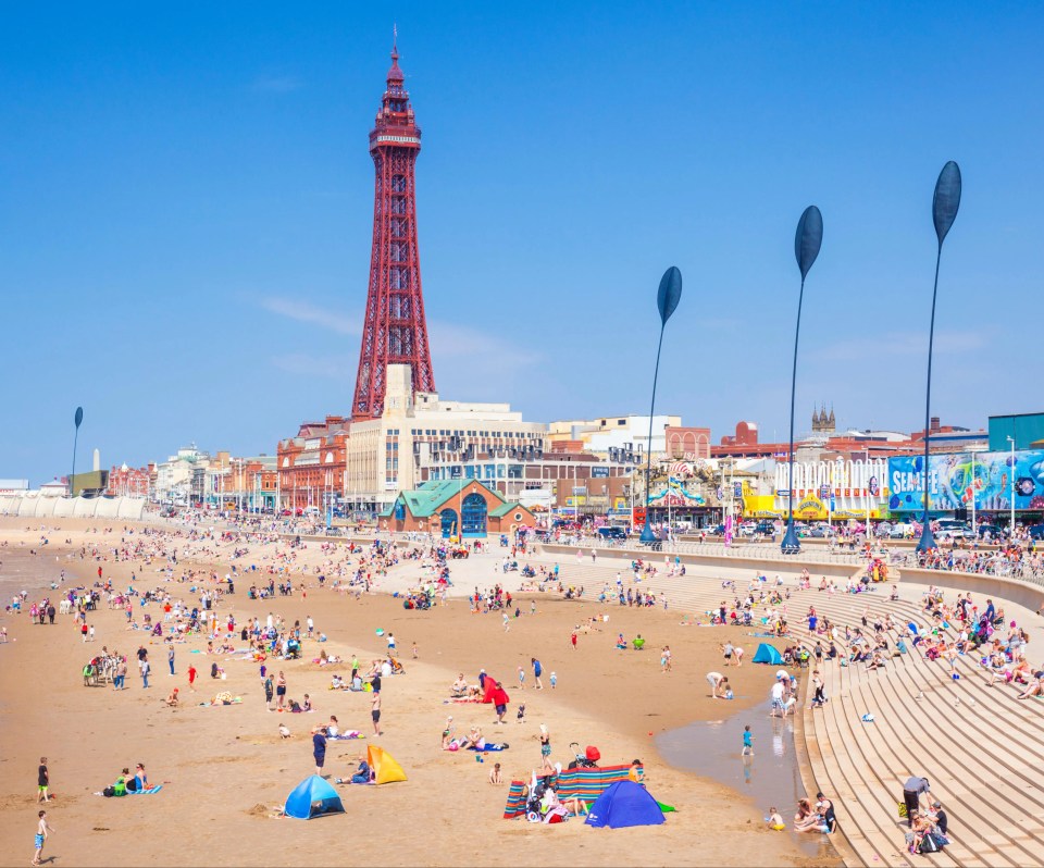 The hotel is located near the promenade and the town's famous theme park, Pleasure Beach