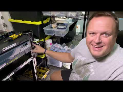 Tech Minute: Our new Server Rack - 6' Networks, LLC