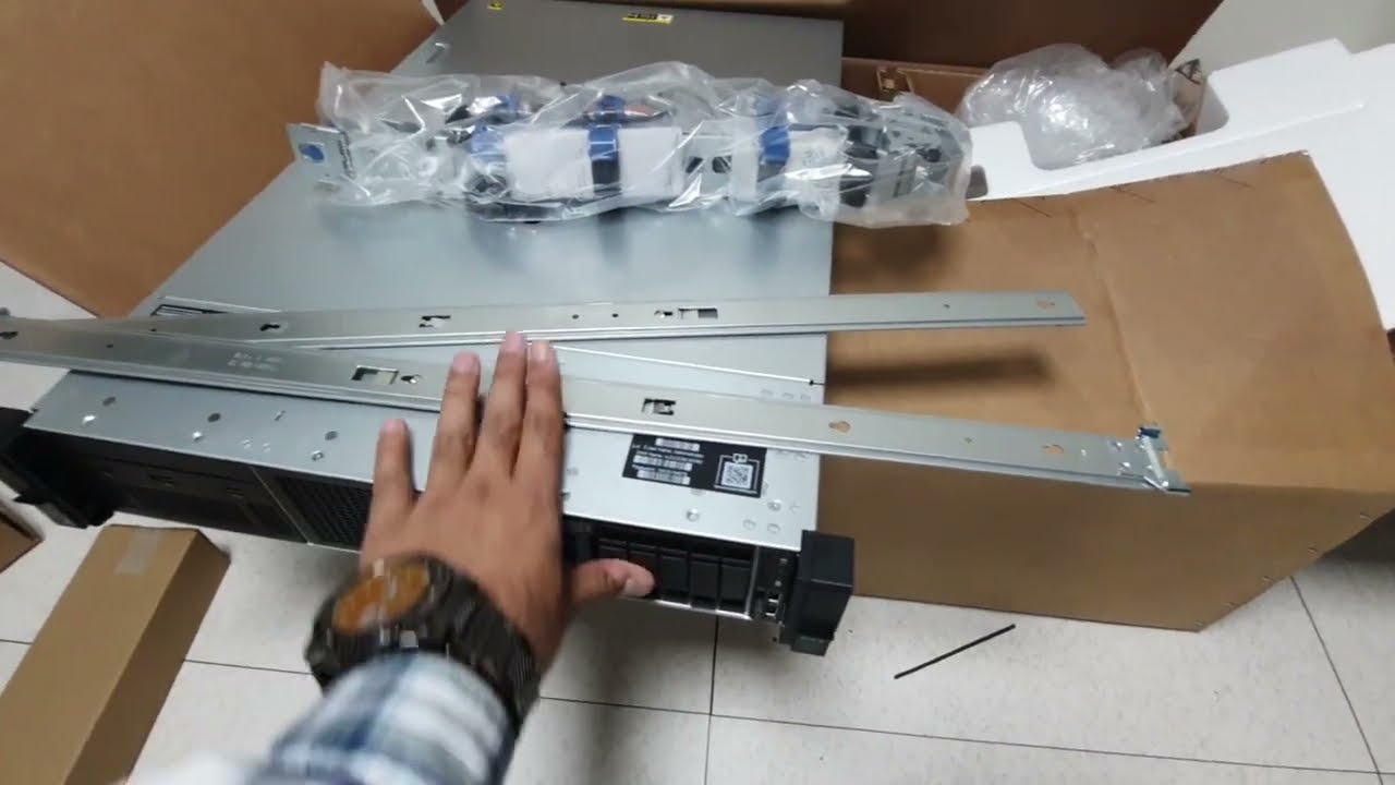 HP HPE ProLiant DL380 Gen10 4110 Server Unboxing || Installation and Rack mounting || Ahmad Latif