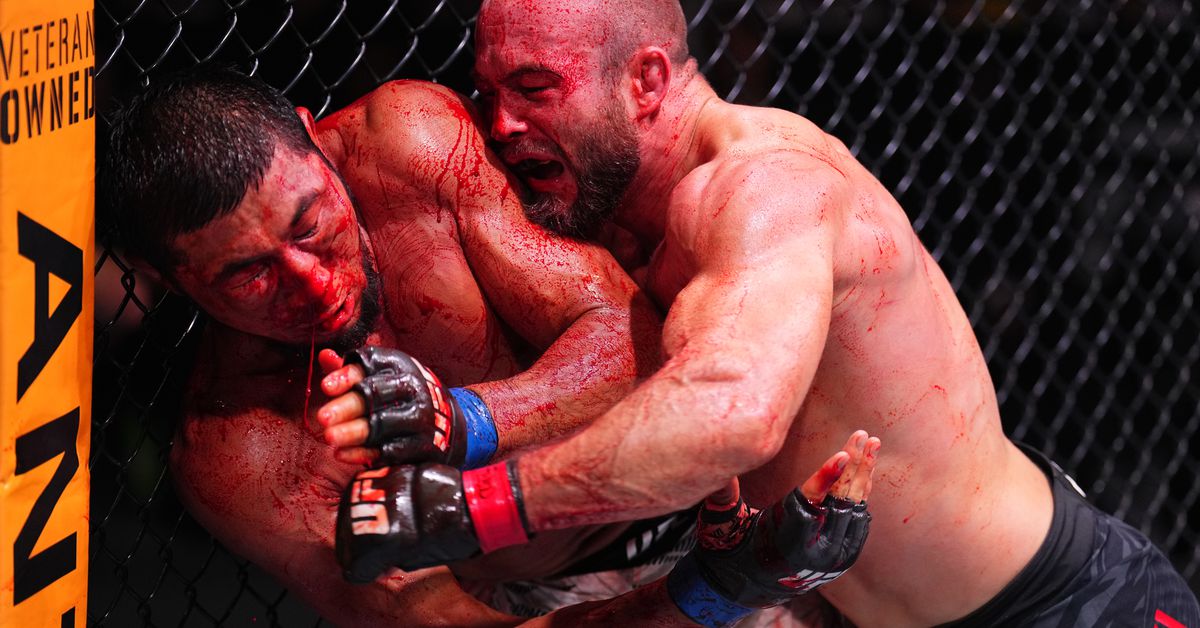 UFC 308 results: Mateusz Rebecki brutalizes Myktybek Orolbai’s eye, wins decision in bloody thriller