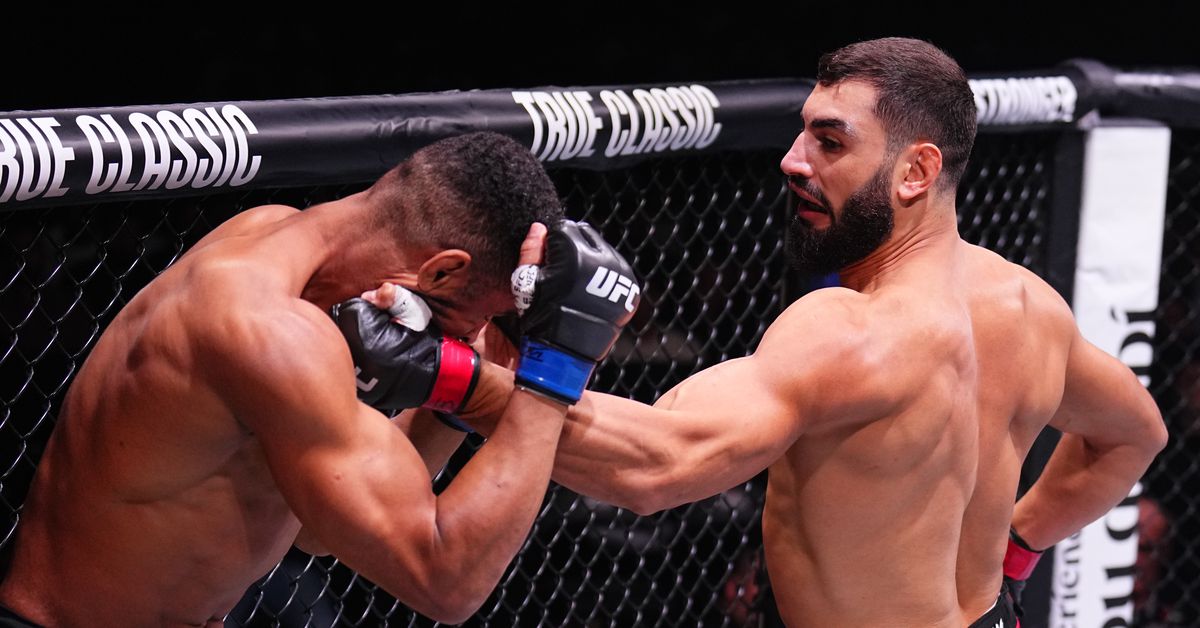 UFC 308 video: Ibo Aslan overwhelms Raffael Cerqueira with vicious 51-second standing knockout