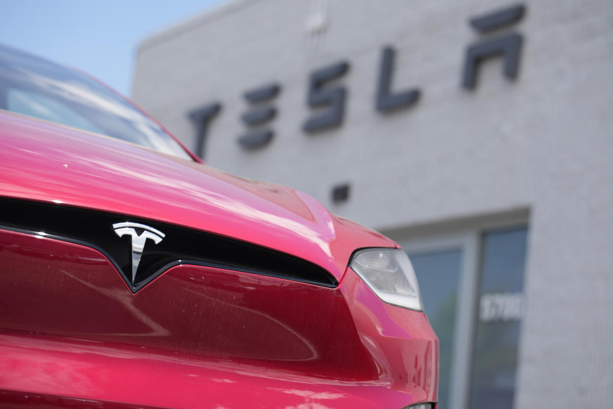 Tesla's FSD is under federal investigation after four reduced-visibility crashes