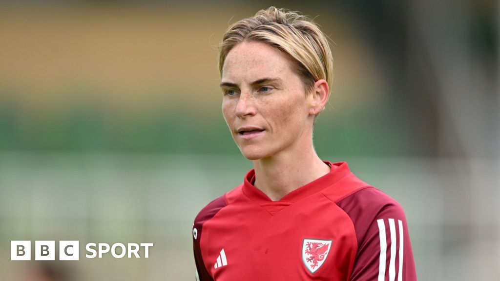 Jess Fishlock: Euro 2025 qualification will not decide her future