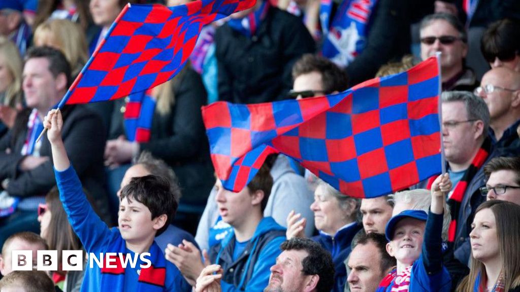 Inverness Caledonian Thistle goes into adminstration