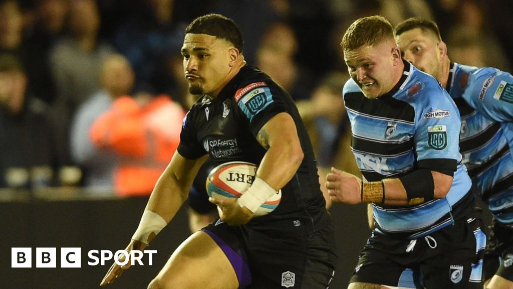 Cardiff 36-52 Glasgow Warriors: Visitors win 13-try thriller in URC