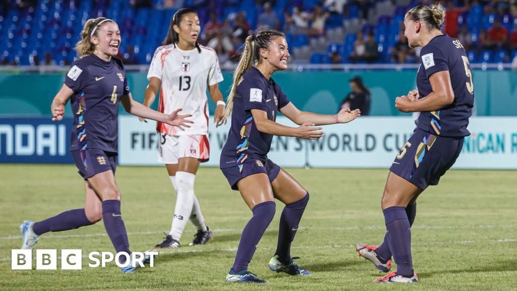 Women's U17s World Cup: England prepare for semi-final against Spain - watch on BBC