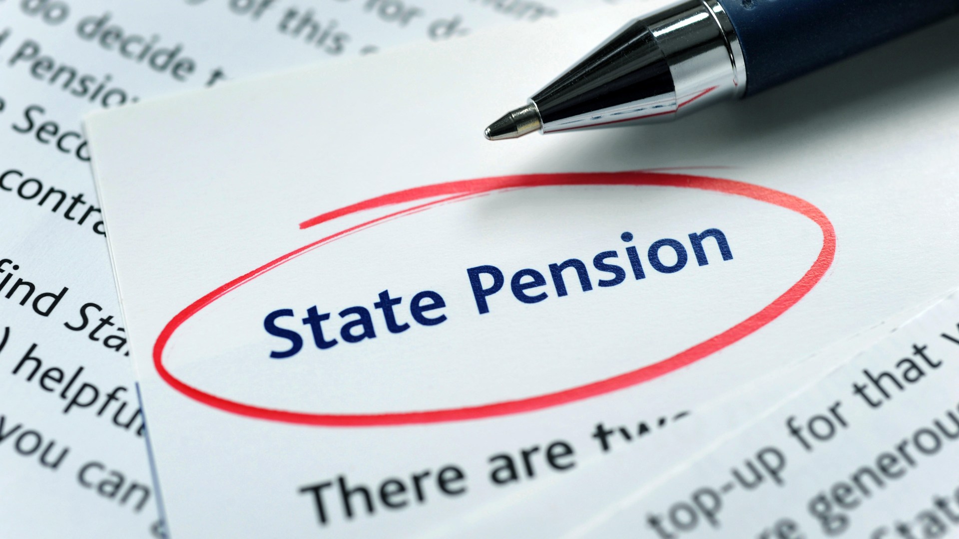 Major update after 100,000 state pensioners underpaid £10,000 each due to error