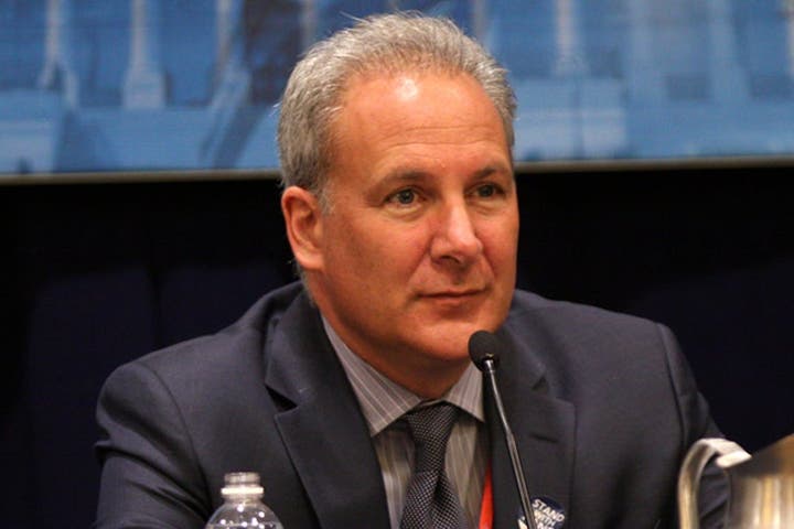 Peter Schiff Predicts A 'Bloodbath' For MicroStrategy Stock, Calls It The Most Overvalued On MSCI World Index