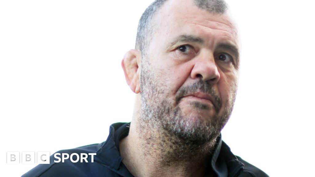 Michael Cheika accused doctor of being 'passive-aggressive' in row