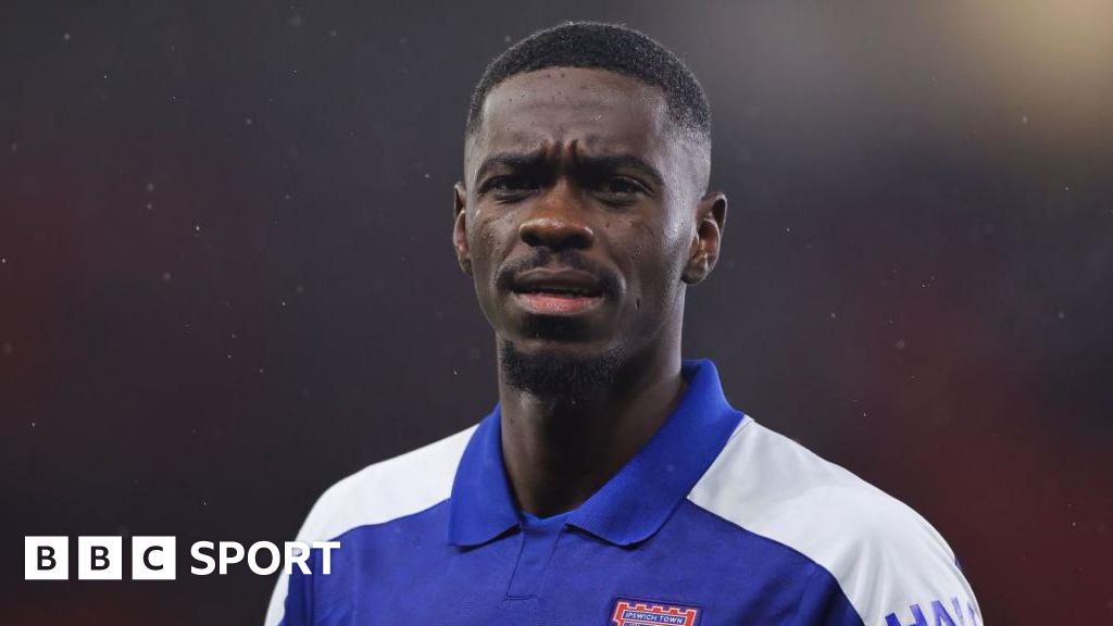 Axel Tuanzebe: Ipswich defender came 'very close' to losing thumb in freak injury