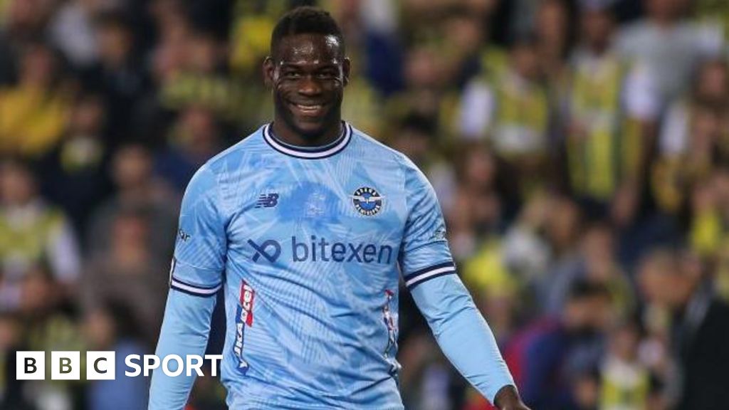 Mario Balotelli: Former Manchester City Striker signs for Serie A club Genoa