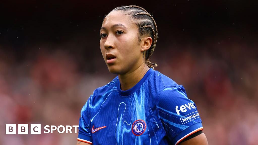 Lauren James: Injured Chelsea forward withdraws from England squad