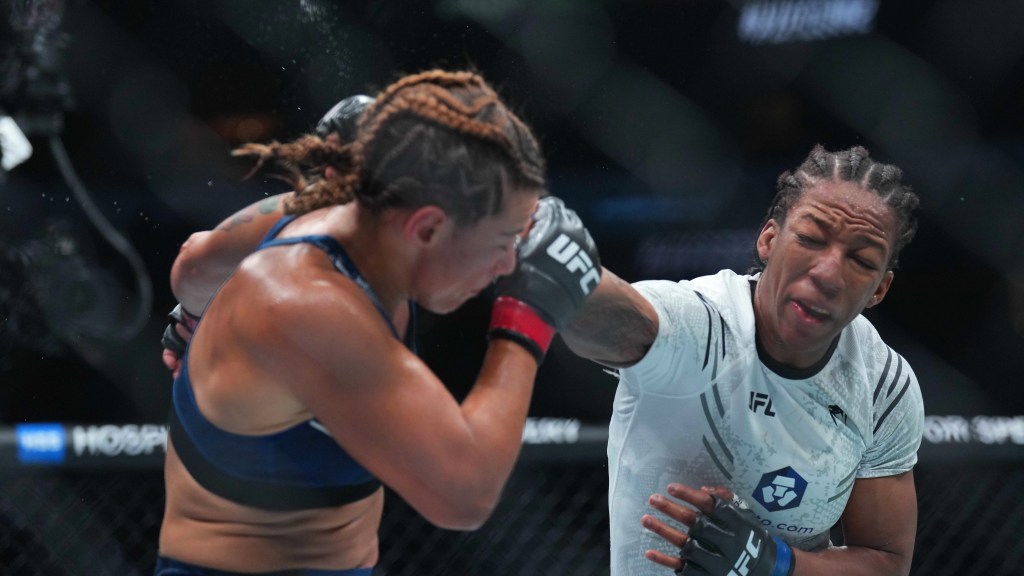 Joselyne Edwards wants to work her way to eventual Ailin Perez rematch