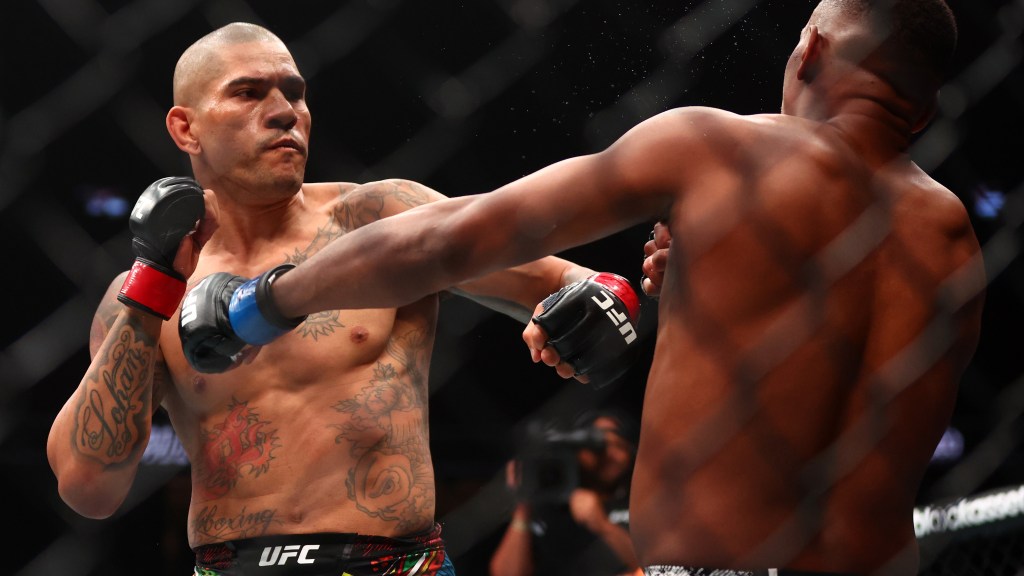 Israel Adesanya predicts Alex Pereira finishes Rountree at UFC 307