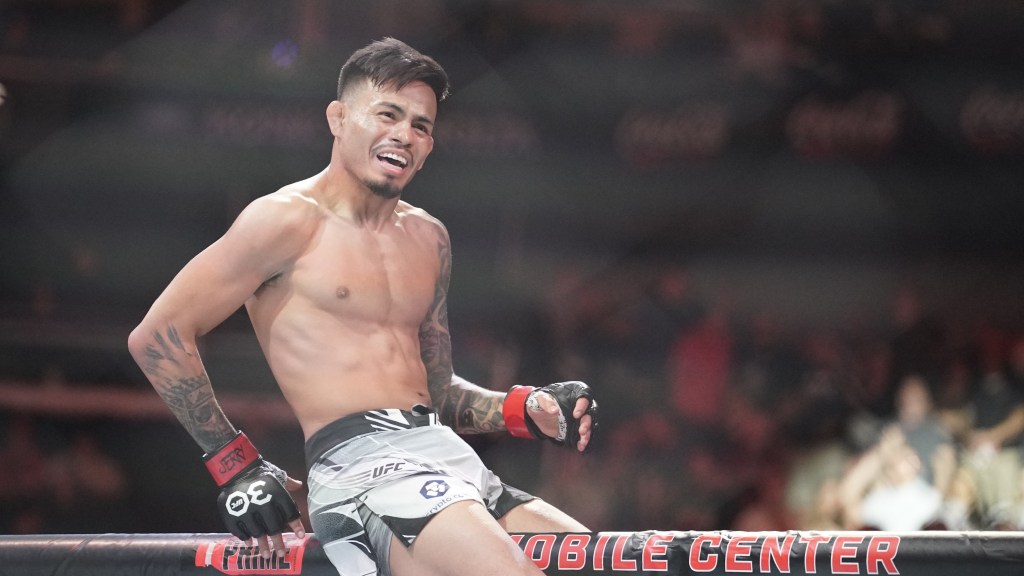 Brandon Royval would love to welcome Henry Cejudo back to flyweight