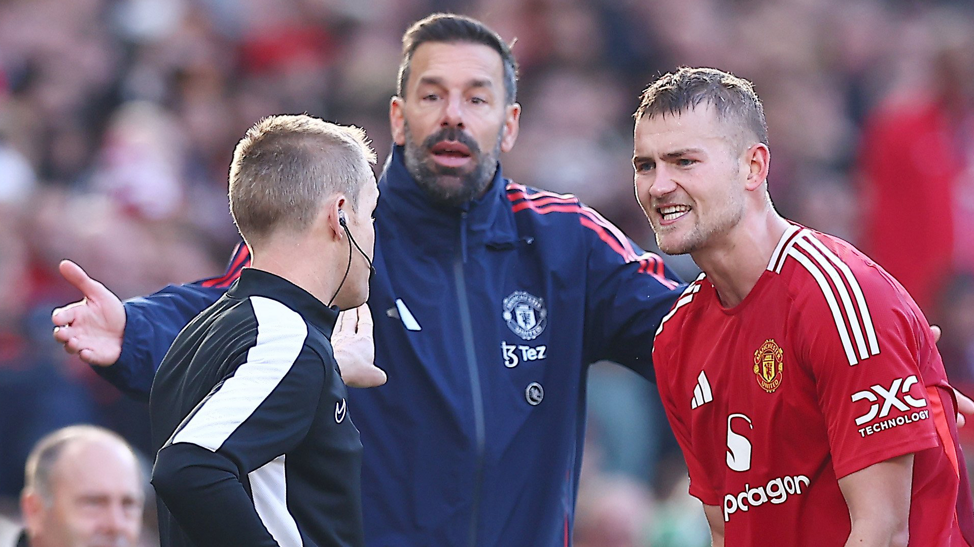 Man Utd legend facing FA charge after 'furious tunnel-bust up' with referee over Matthijs de Ligt drama