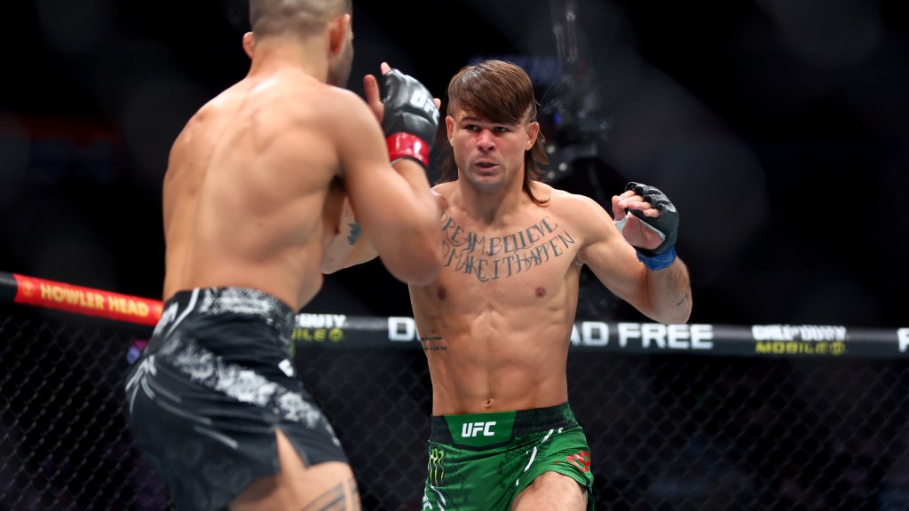 Would Diego Lopes prefer Ilia Topuria or Max Holloway?