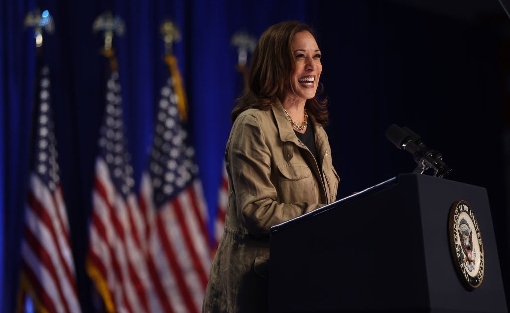 Kamala Harris to Campaign with Liz Cheney